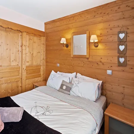 Neva - Luxury With Sauna By *